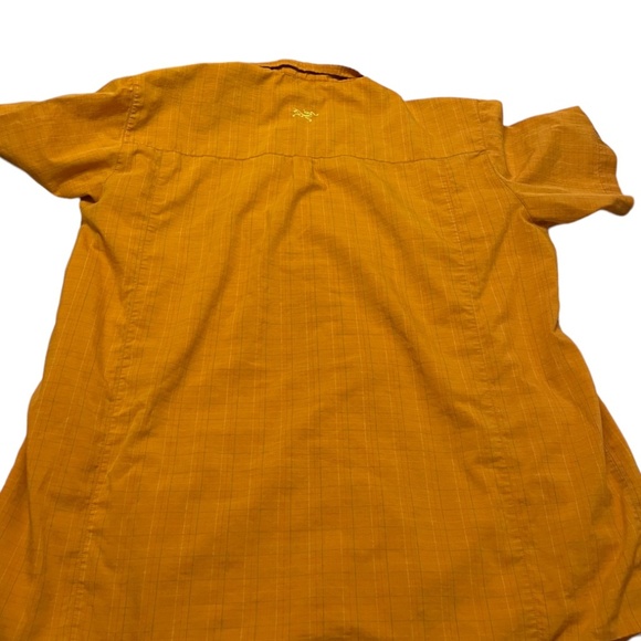 Arc’teryx button down shirt - Picture 2 of 2